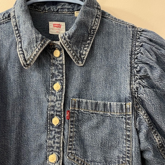 Levi’s blouse - Picture 2 of 4